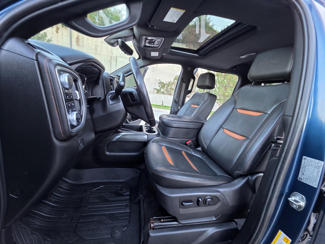 GMC Sierra 1500 4WD Crew Cab 147" AT4 2019