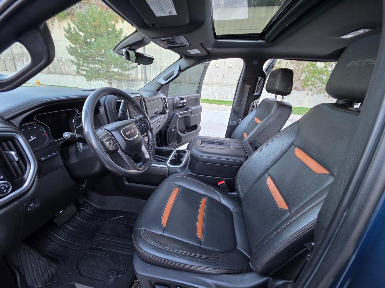 GMC Sierra 1500 4WD Crew Cab 147" AT4 2019