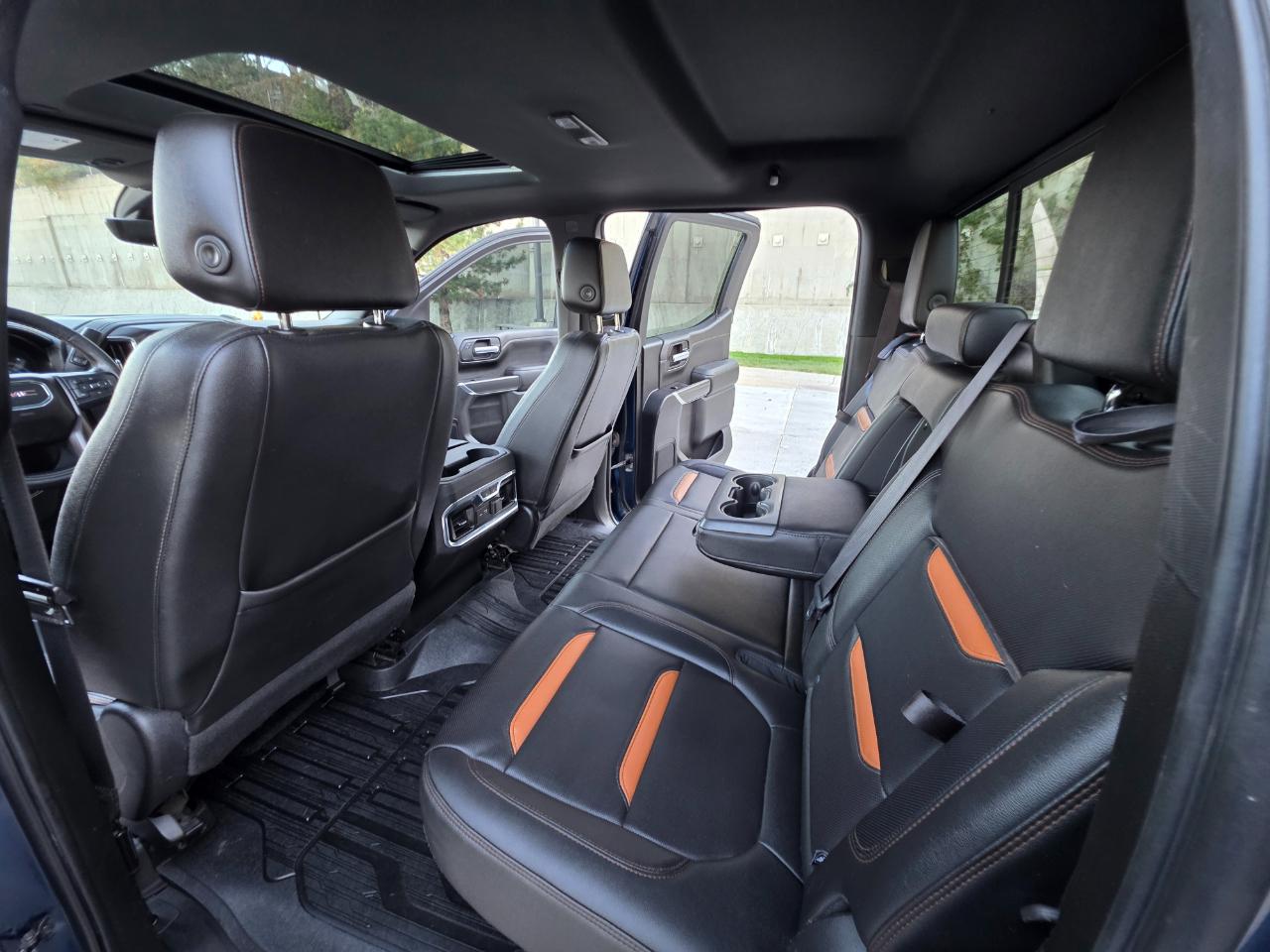GMC Sierra 1500 4WD Crew Cab 147" AT4 2019