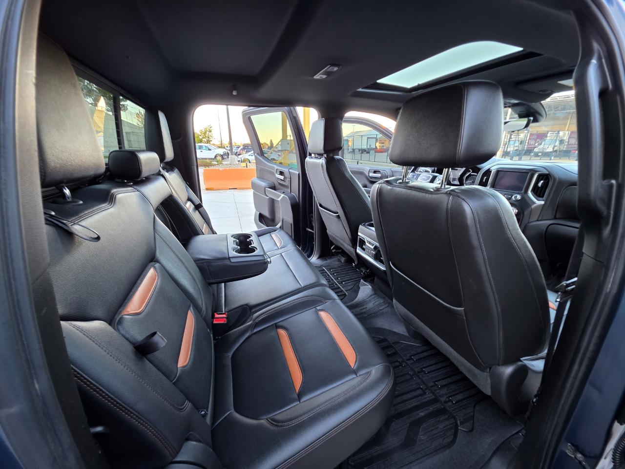 GMC Sierra 1500 4WD Crew Cab 147" AT4 2019