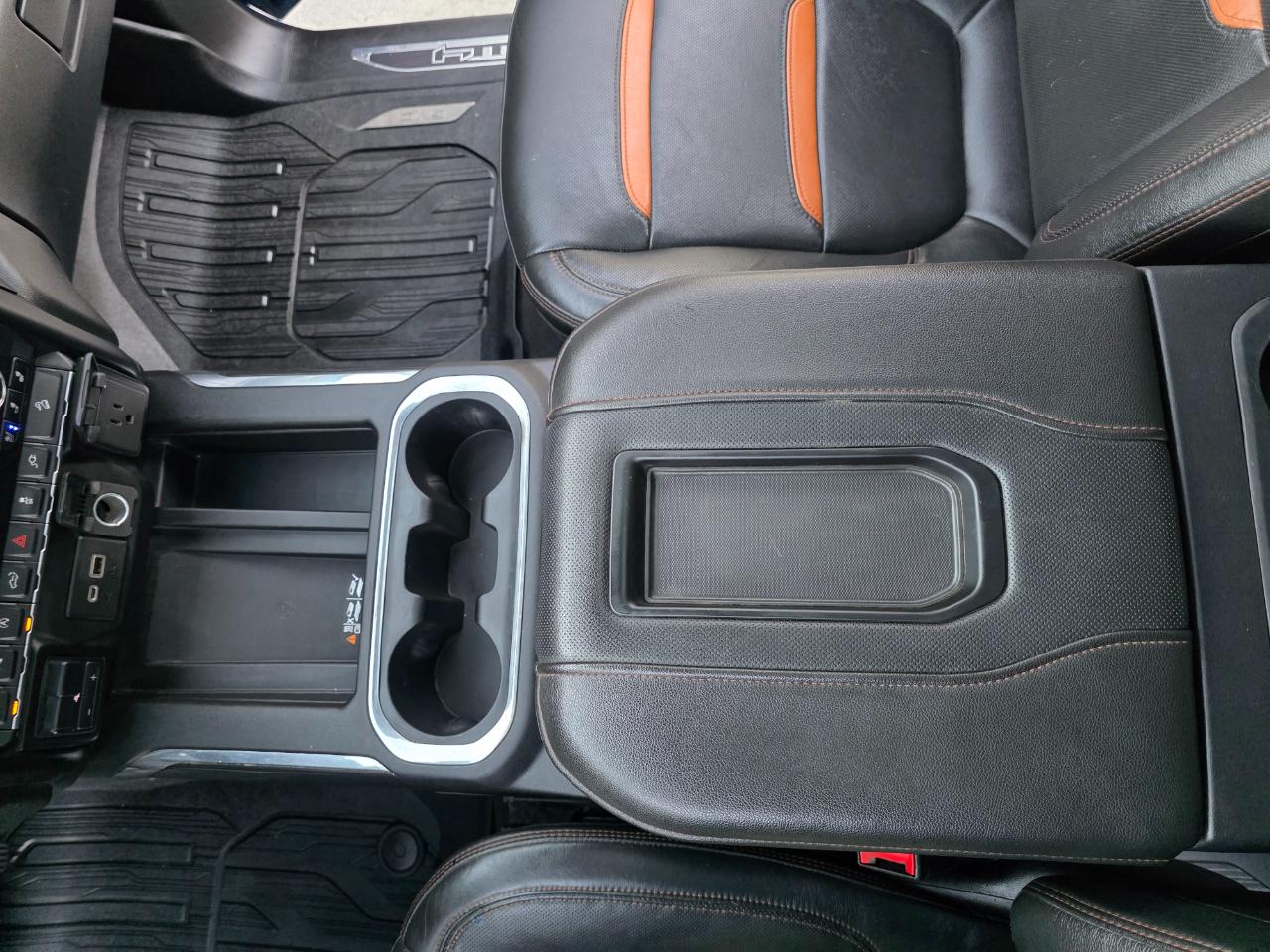 GMC Sierra 1500 4WD Crew Cab 147" AT4 2019