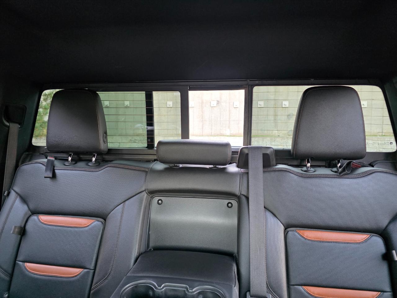 GMC Sierra 1500 4WD Crew Cab 147" AT4 2019