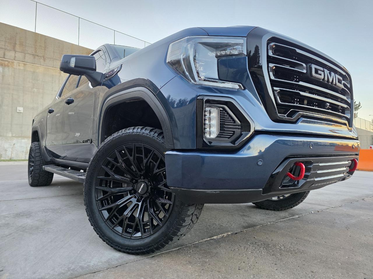 GMC Sierra 1500 4WD Crew Cab 147" AT4 2019