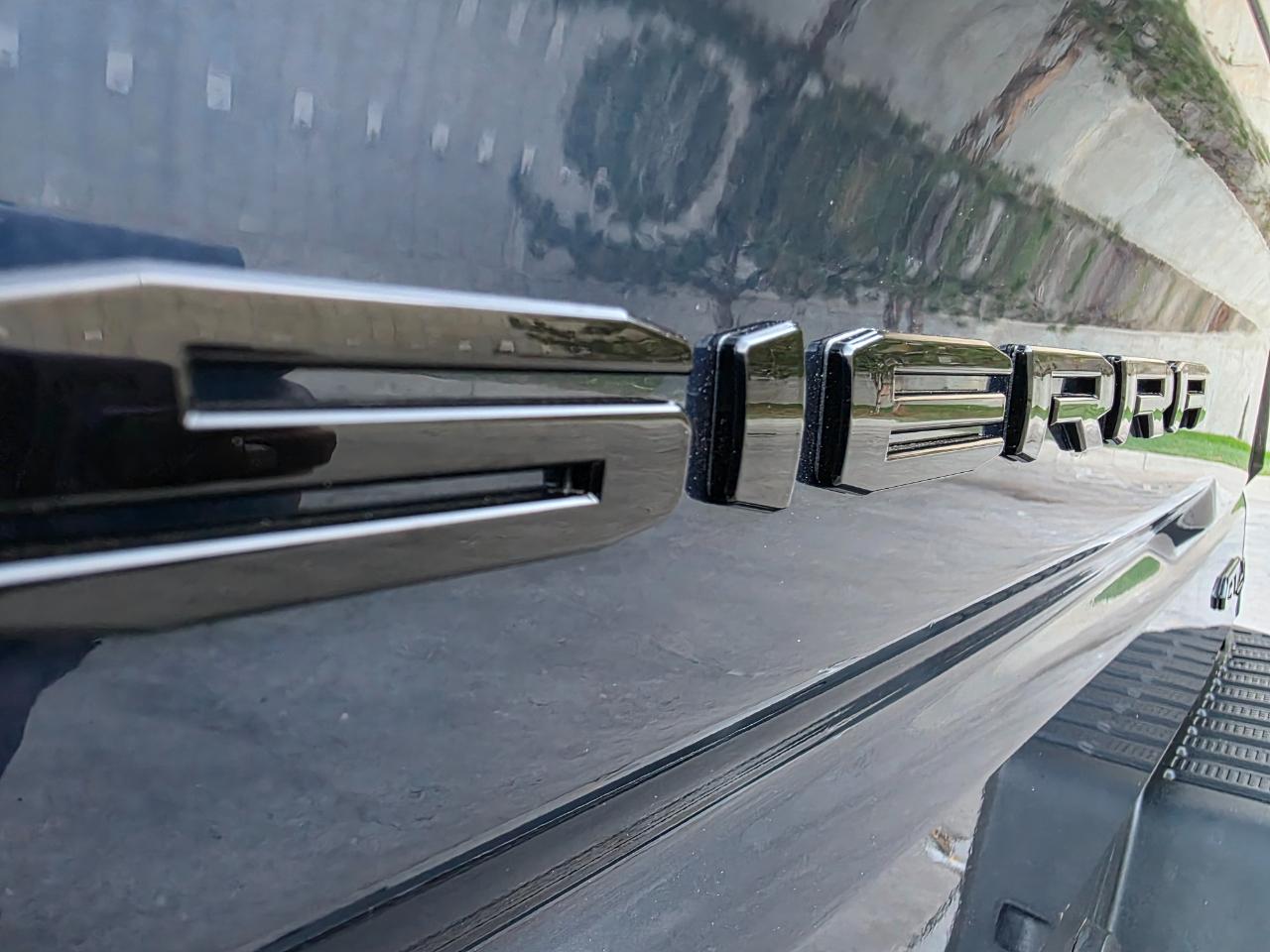 GMC Sierra 1500 4WD Crew Cab 147" AT4 2019
