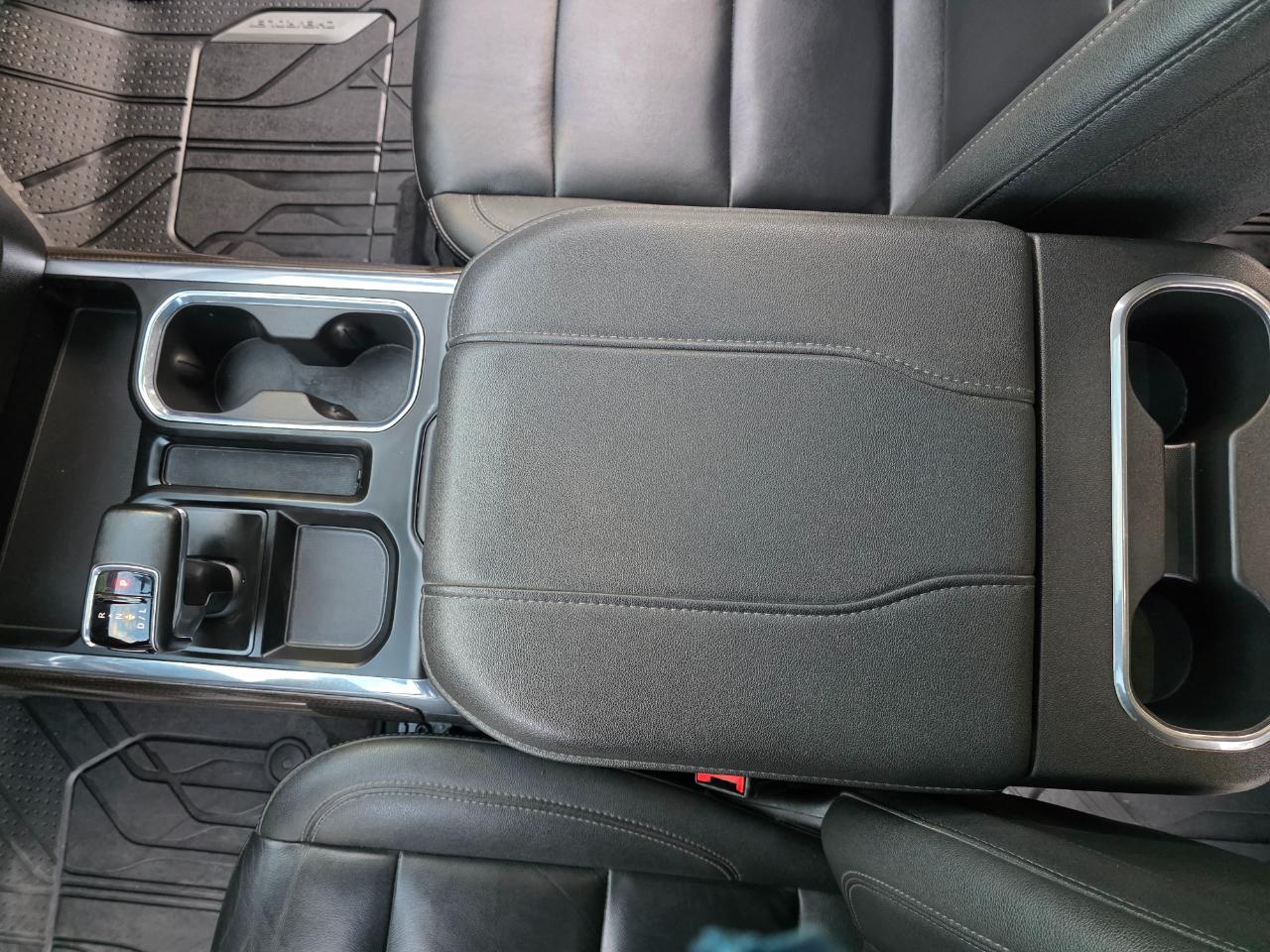 Chevrolet Silverado 1500 4WD Crew Cab 147" RST 2024