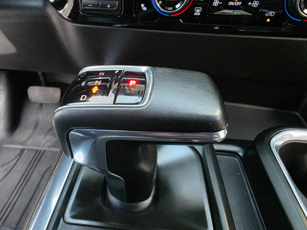 Chevrolet Silverado 1500 4WD Crew Cab 147" RST 2024