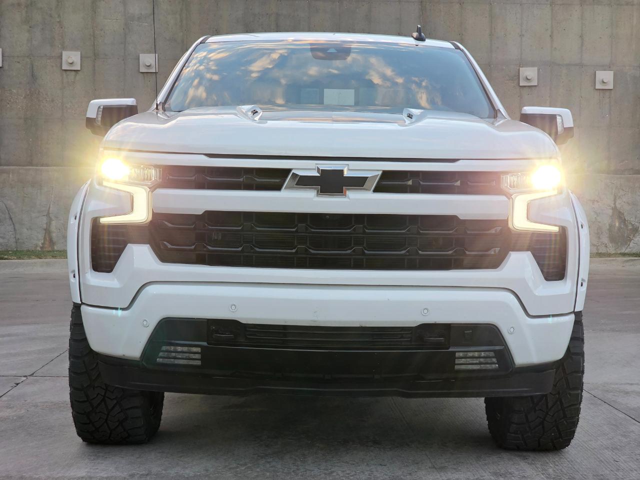 Chevrolet Silverado 1500 4WD Crew Cab 147" RST 2024