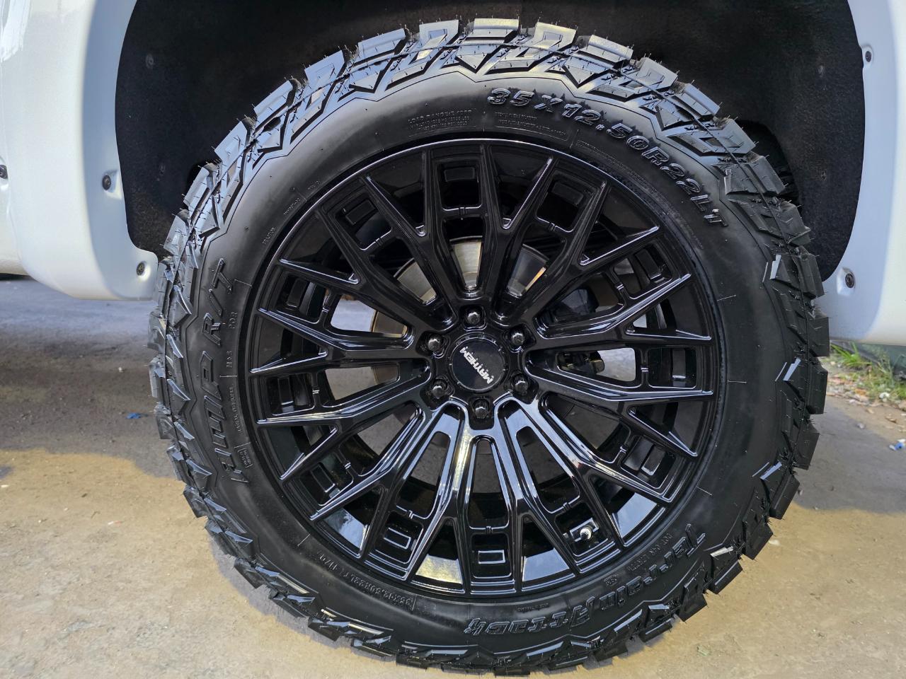 Chevrolet Silverado 1500 4WD Crew Cab 147" RST 2024