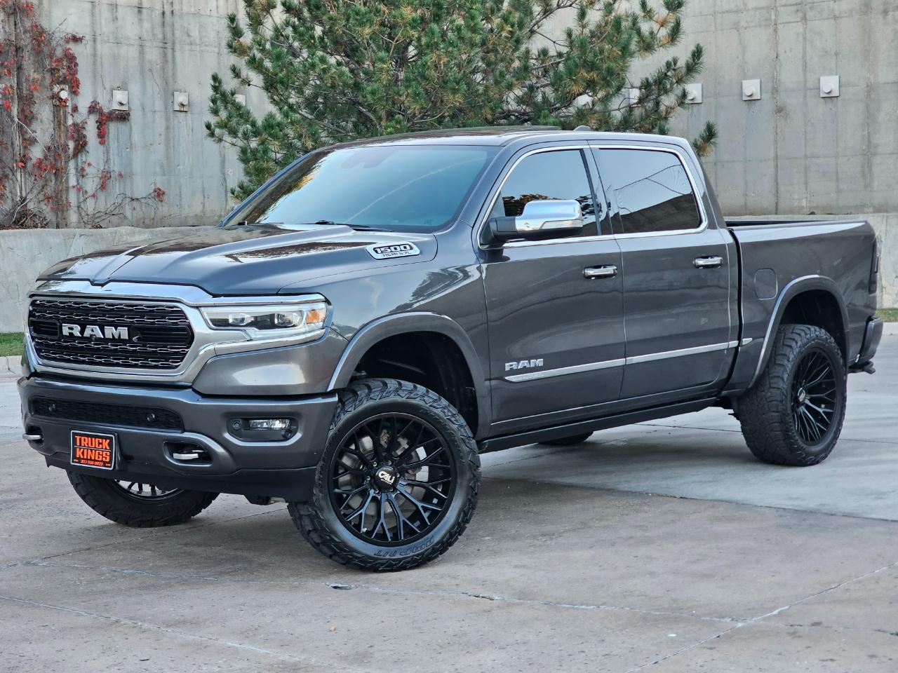 2020 RAM 1500 Limited 4x4 Crew Cab 5'7" Box