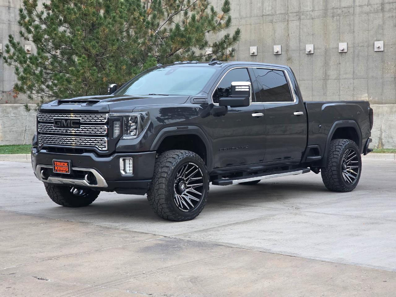 GMC Sierra 3500HD 4WD Crew Cab 159" Denali 2020