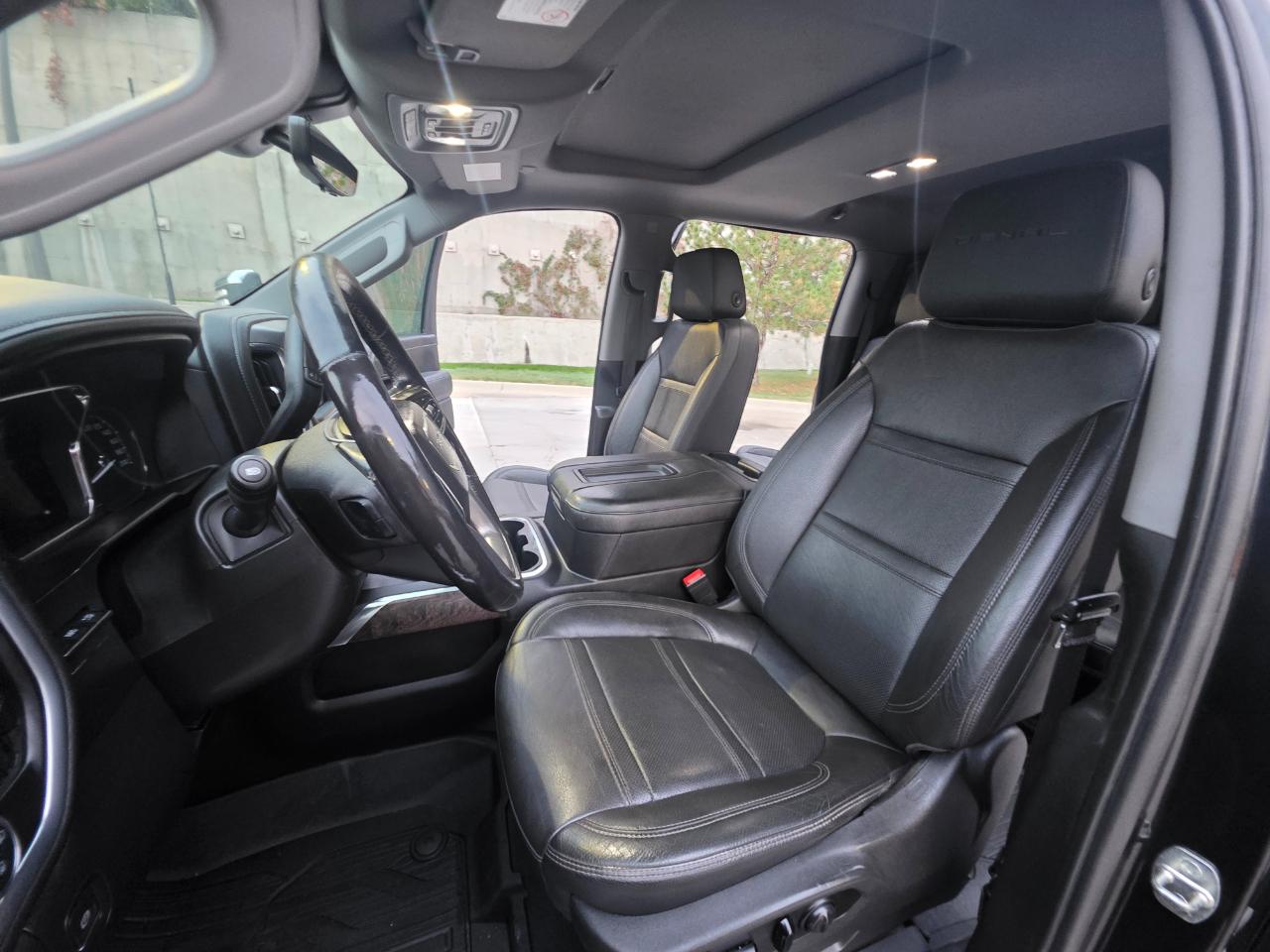 GMC Sierra 3500HD 4WD Crew Cab 159" Denali 2020