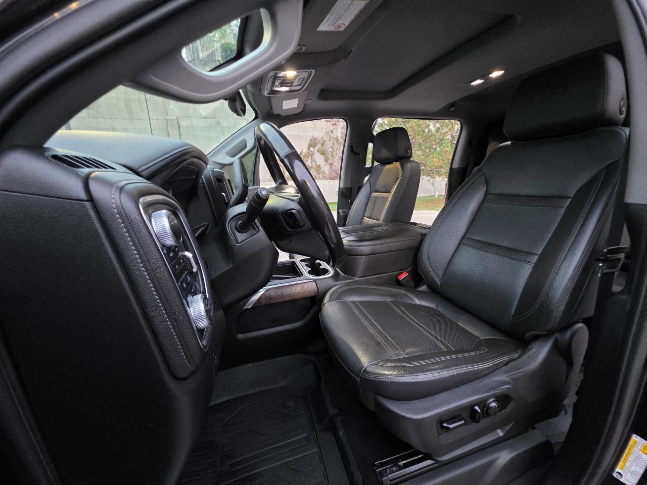 GMC Sierra 3500HD 4WD Crew Cab 159" Denali 2020