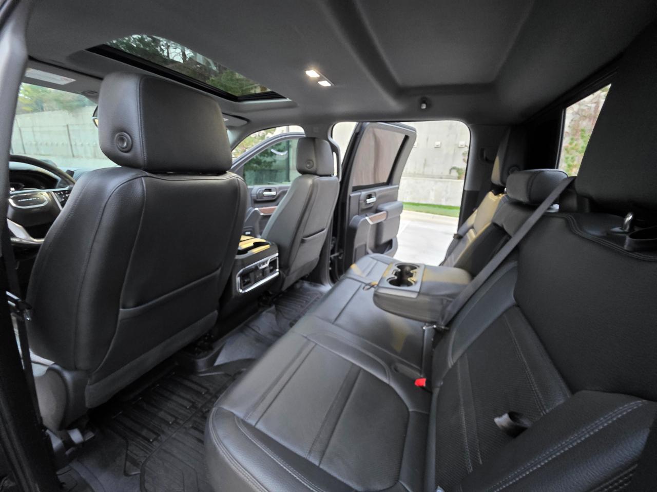 GMC Sierra 3500HD 4WD Crew Cab 159" Denali 2020