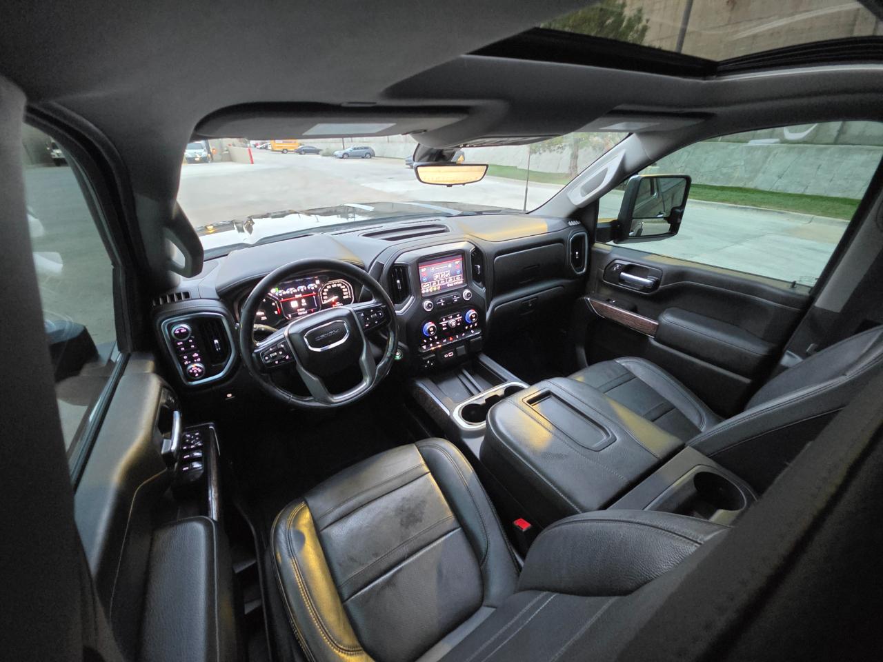 GMC Sierra 3500HD 4WD Crew Cab 159" Denali 2020