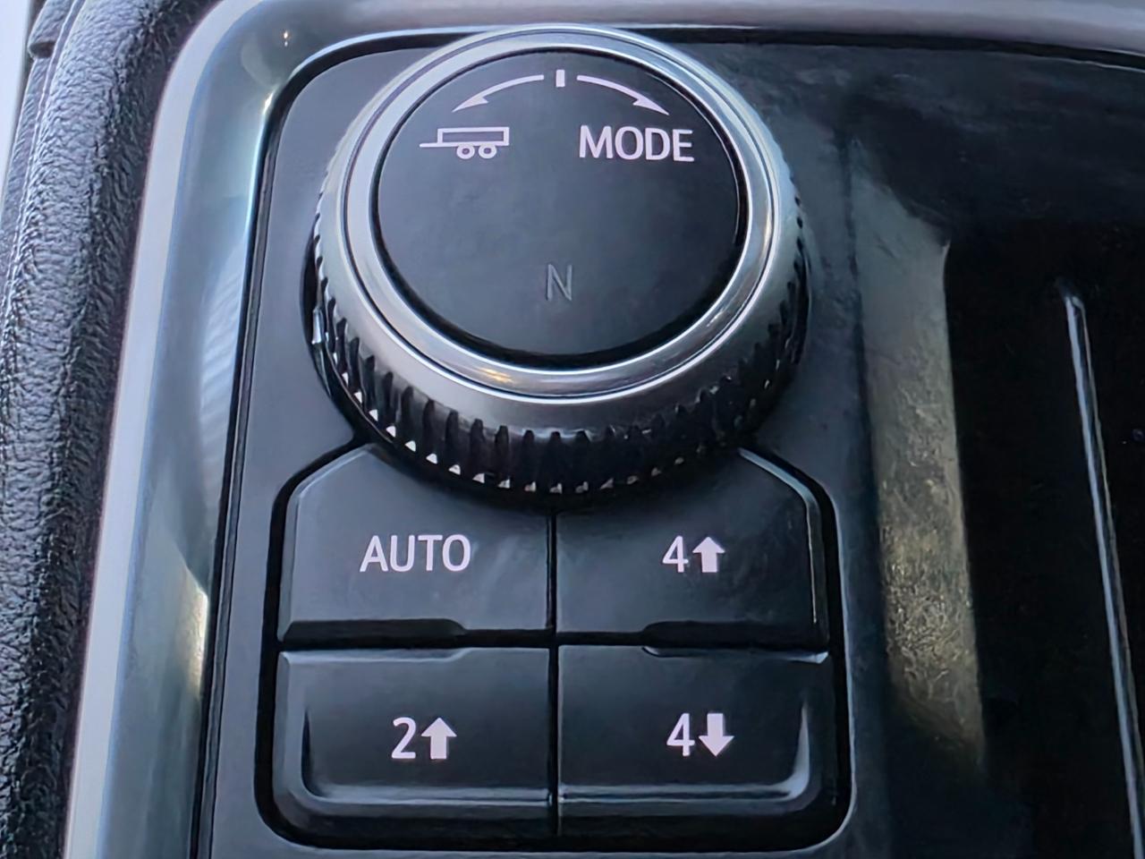 GMC Sierra 3500HD 4WD Crew Cab 159" Denali 2020