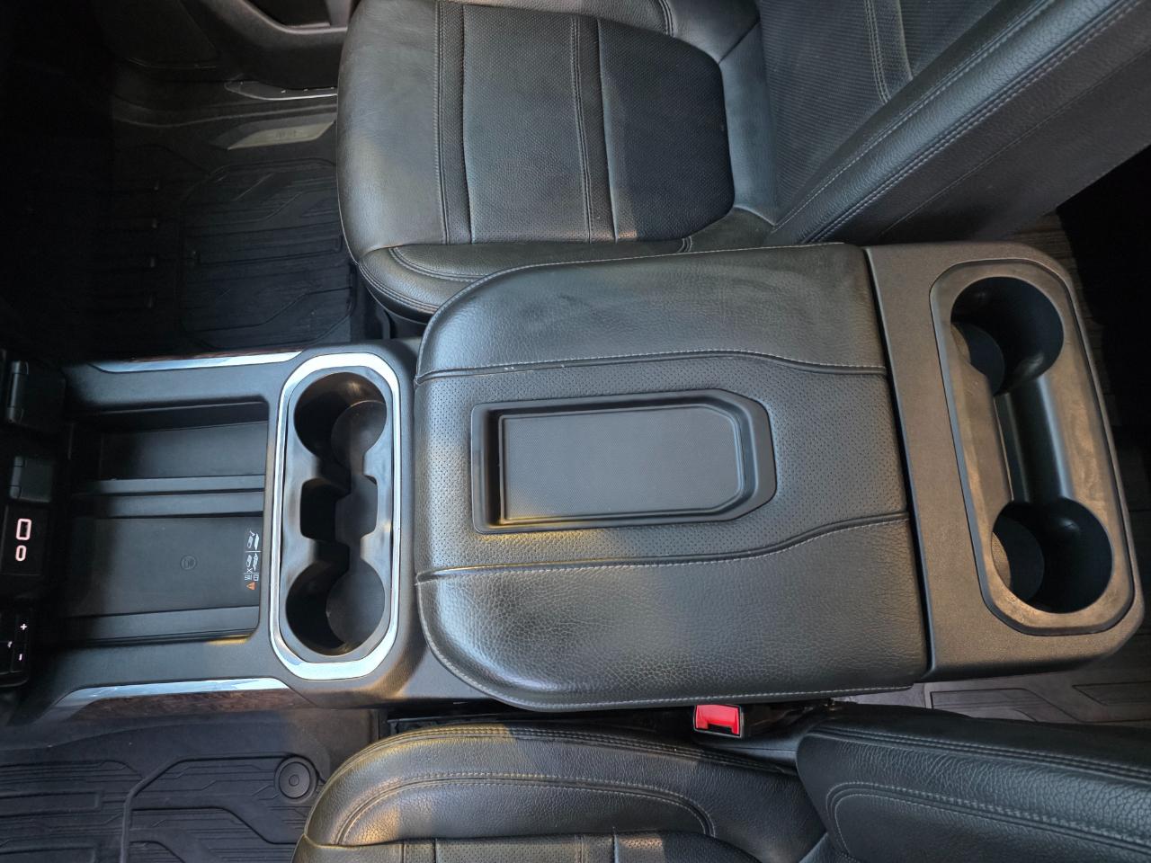 GMC Sierra 3500HD 4WD Crew Cab 159" Denali 2020