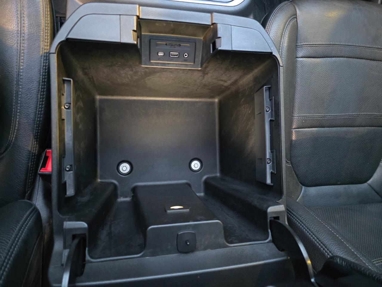 GMC Sierra 3500HD 4WD Crew Cab 159" Denali 2020