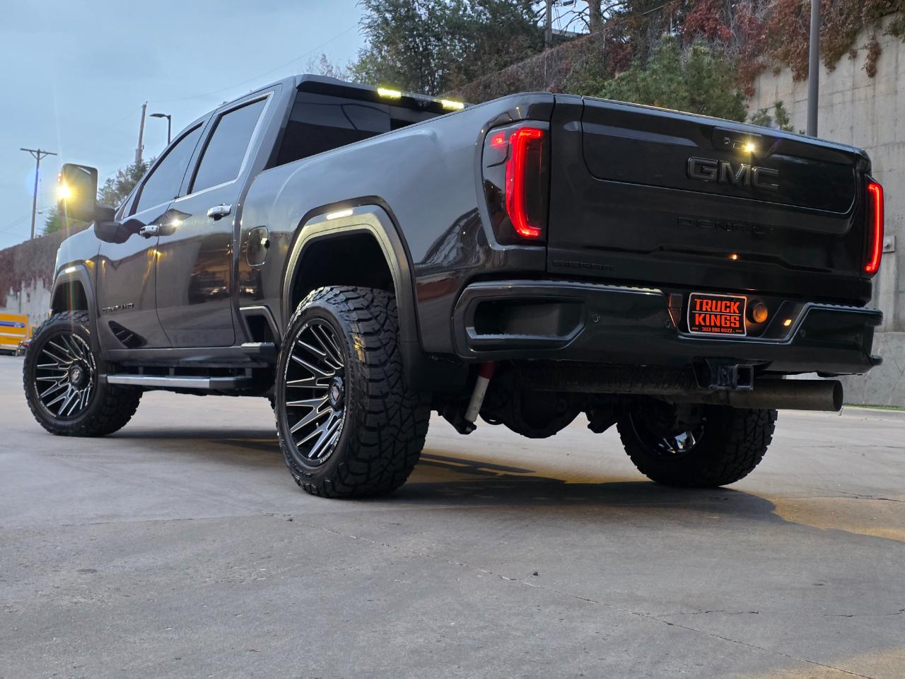 GMC Sierra 3500HD 4WD Crew Cab 159" Denali 2020