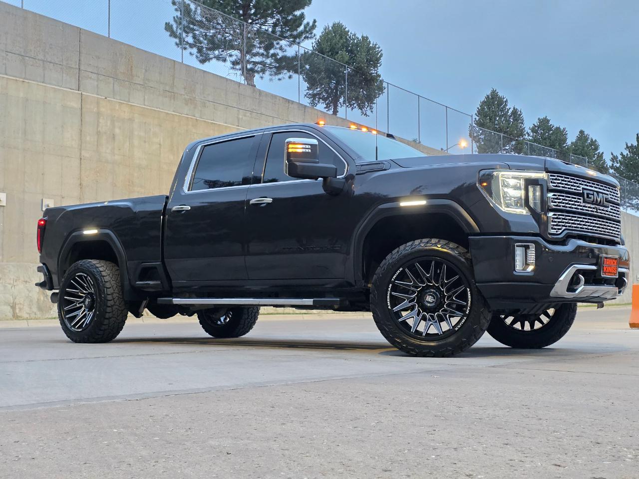 GMC Sierra 3500HD 4WD Crew Cab 159" Denali 2020
