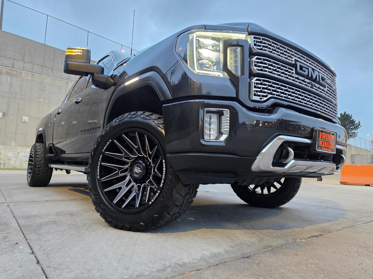 GMC Sierra 3500HD 4WD Crew Cab 159" Denali 2020