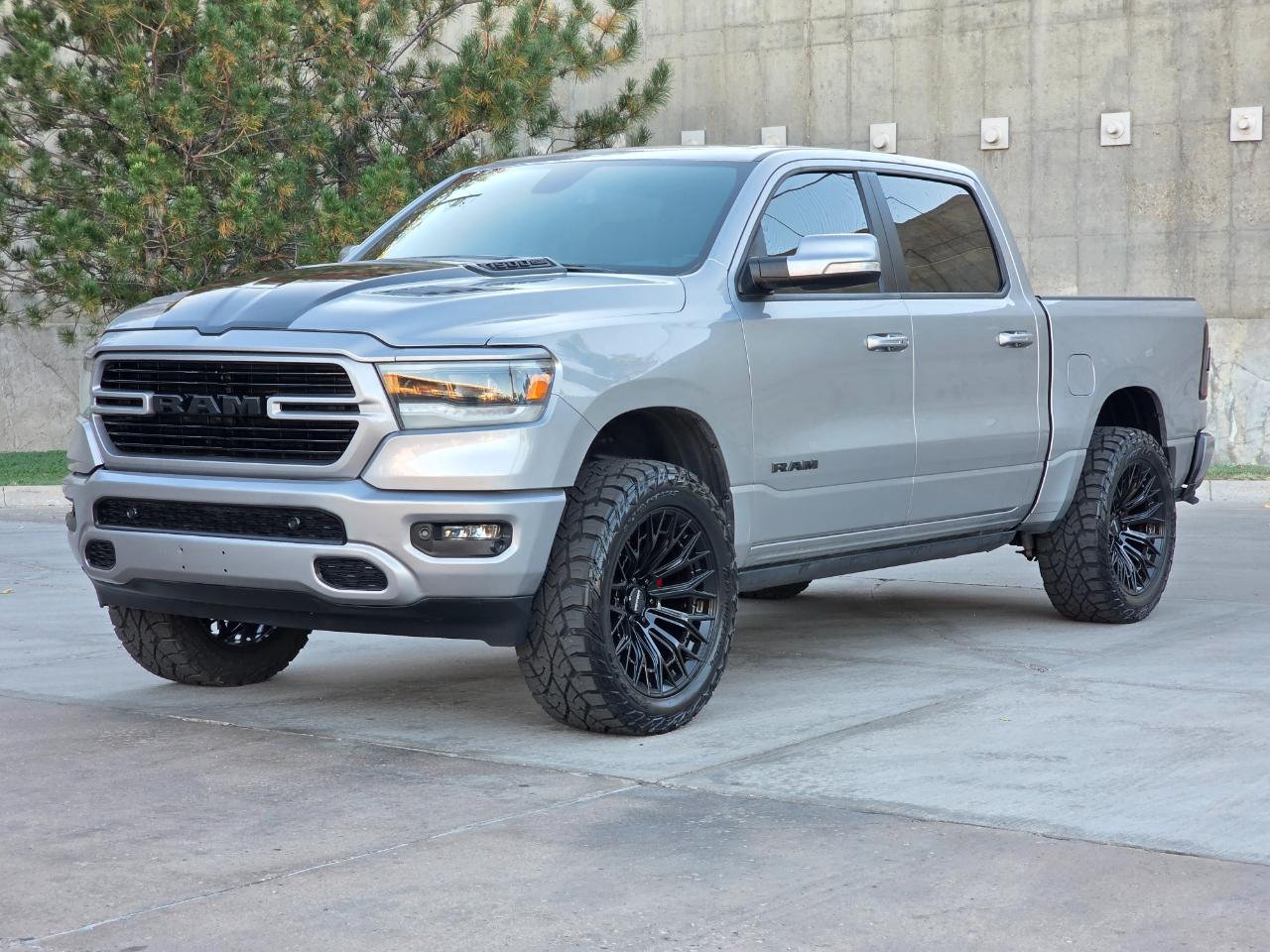 2020 RAM 1500 Sport 4x4 Crew Cab 5'7" Box