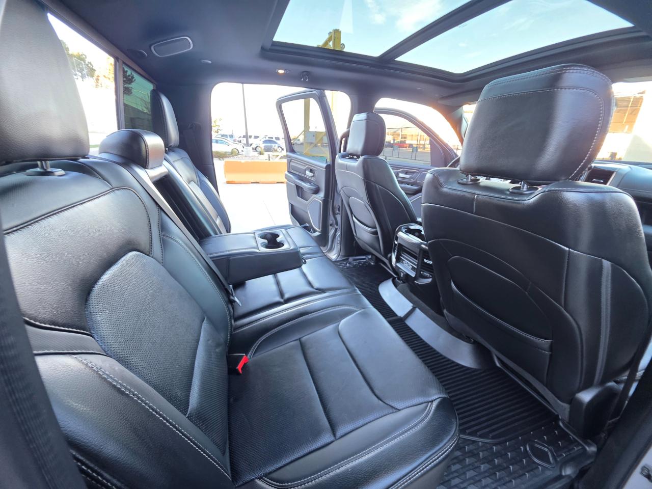 RAM 1500 Sport 4x4 Crew Cab 5'7" Box 2020