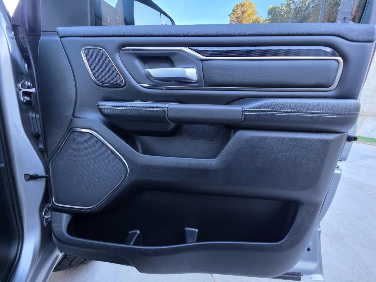 RAM 1500 Sport 4x4 Crew Cab 5'7" Box 2020