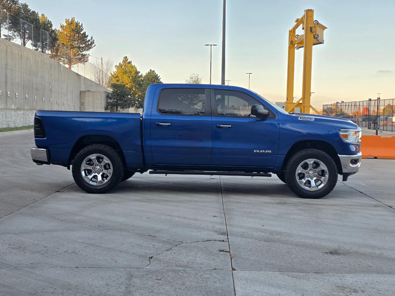 RAM 1500 Big Horn/Lone Star 4x4 Crew Cab 5'7" Box 2019