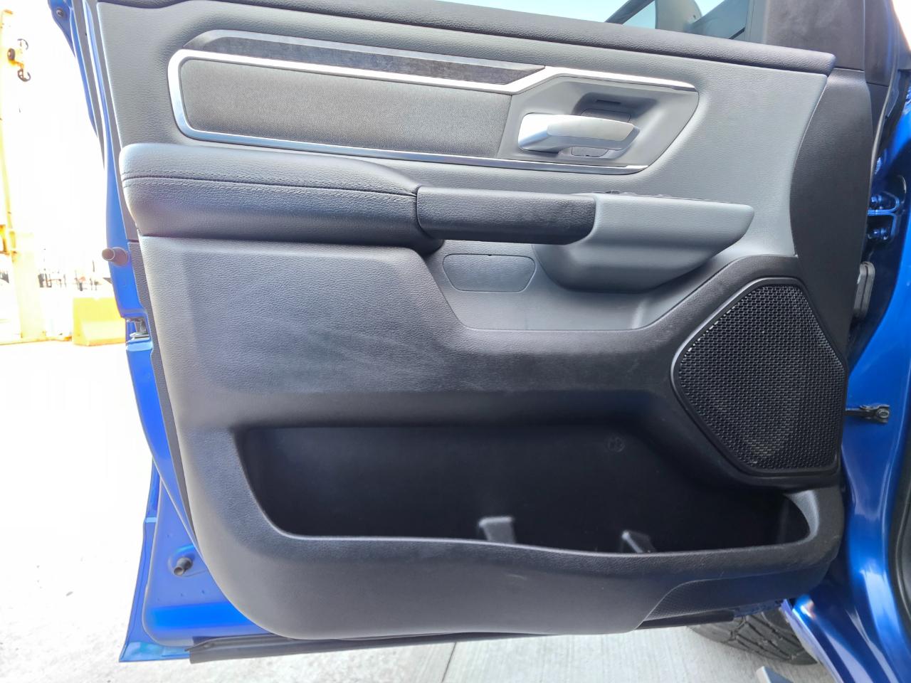 RAM 1500 Big Horn/Lone Star 4x4 Crew Cab 5'7" Box 2019