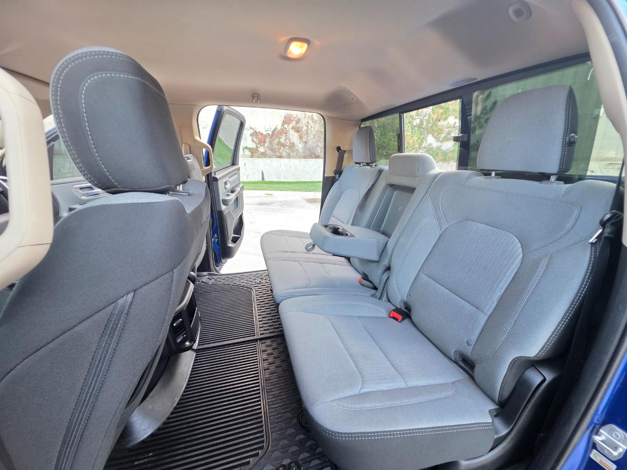 RAM 1500 Big Horn/Lone Star 4x4 Crew Cab 5'7" Box 2019