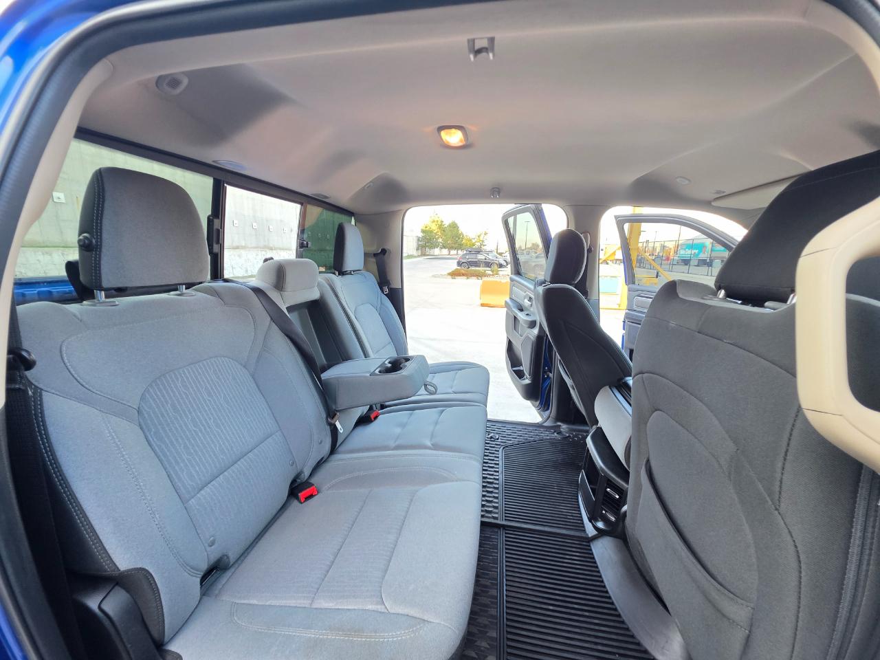 RAM 1500 Big Horn/Lone Star 4x4 Crew Cab 5'7" Box 2019