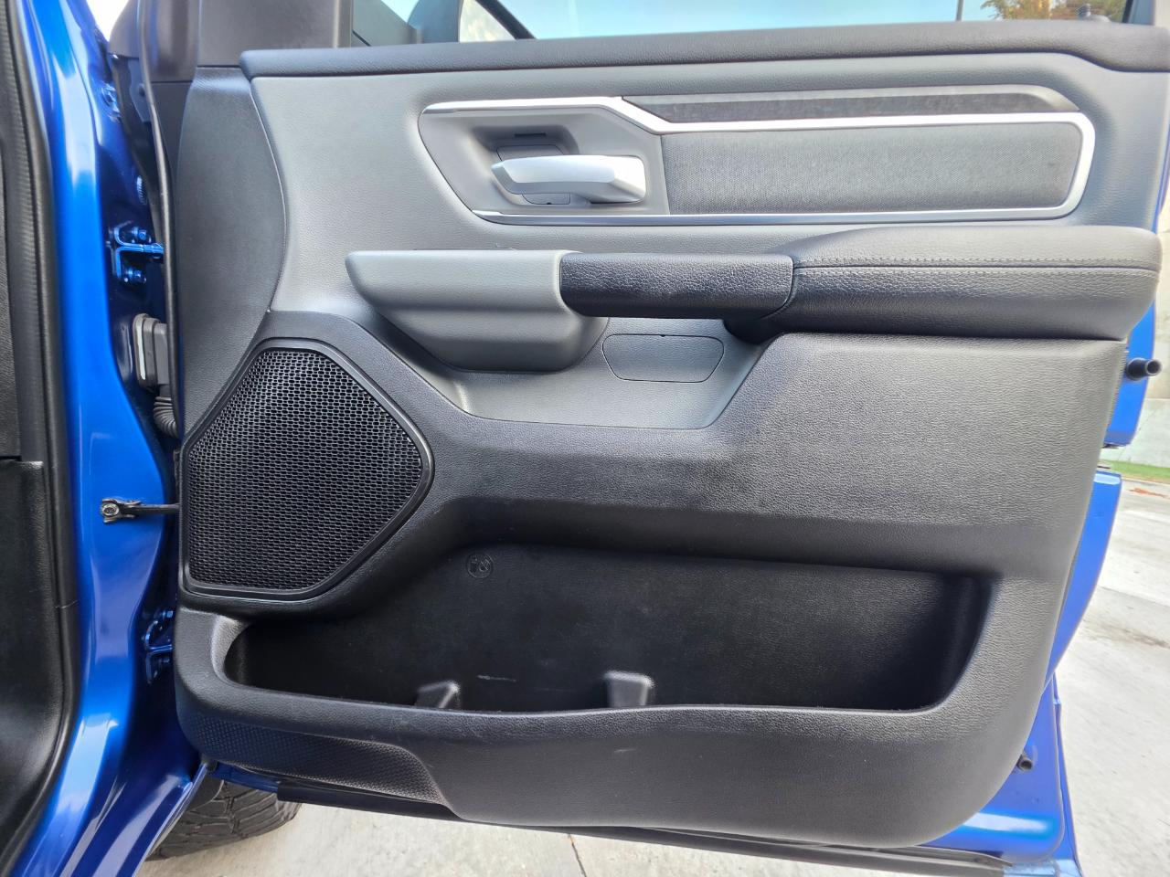 RAM 1500 Big Horn/Lone Star 4x4 Crew Cab 5'7" Box 2019