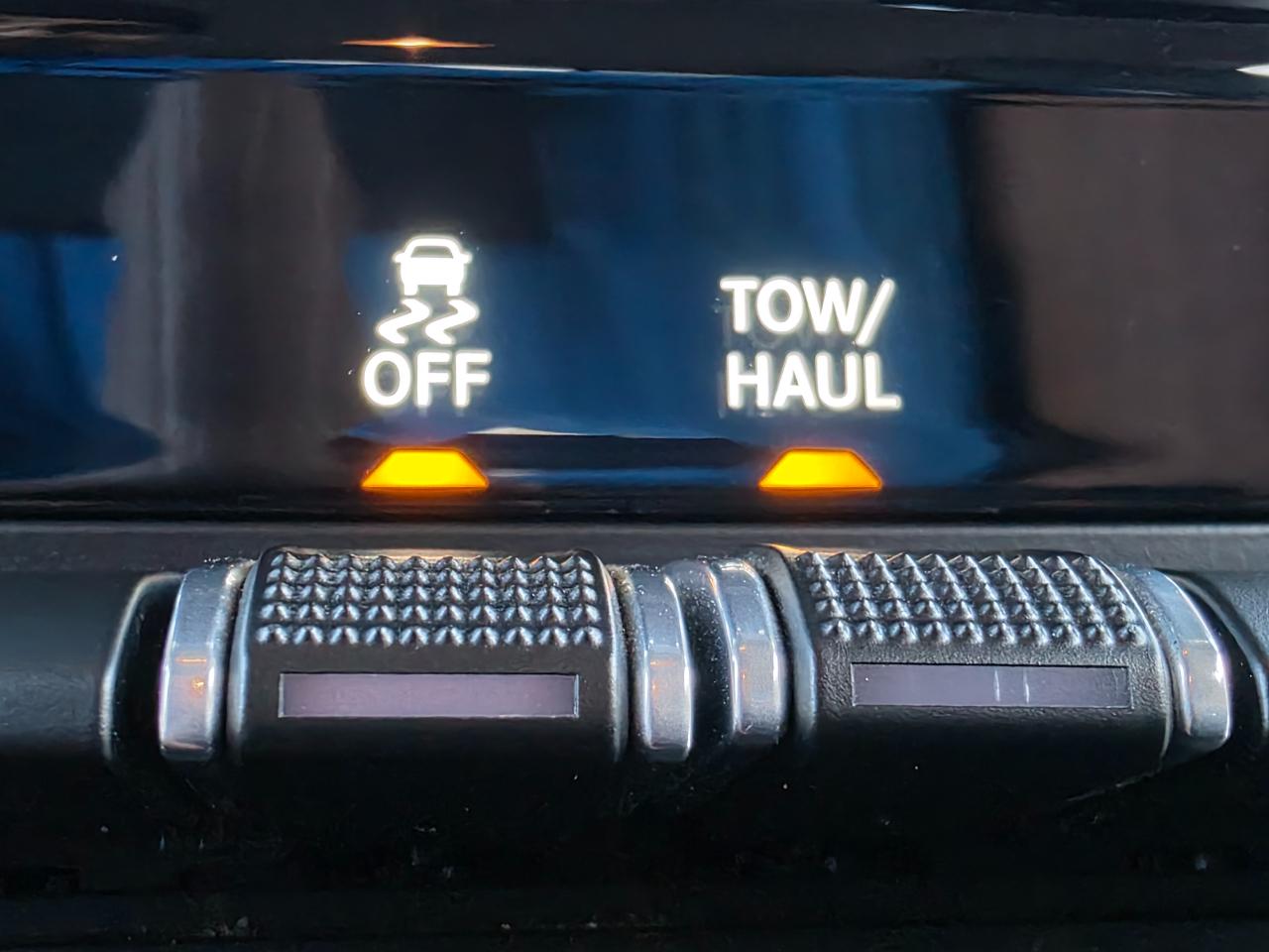 RAM 1500 Big Horn/Lone Star 4x4 Crew Cab 5'7" Box 2019