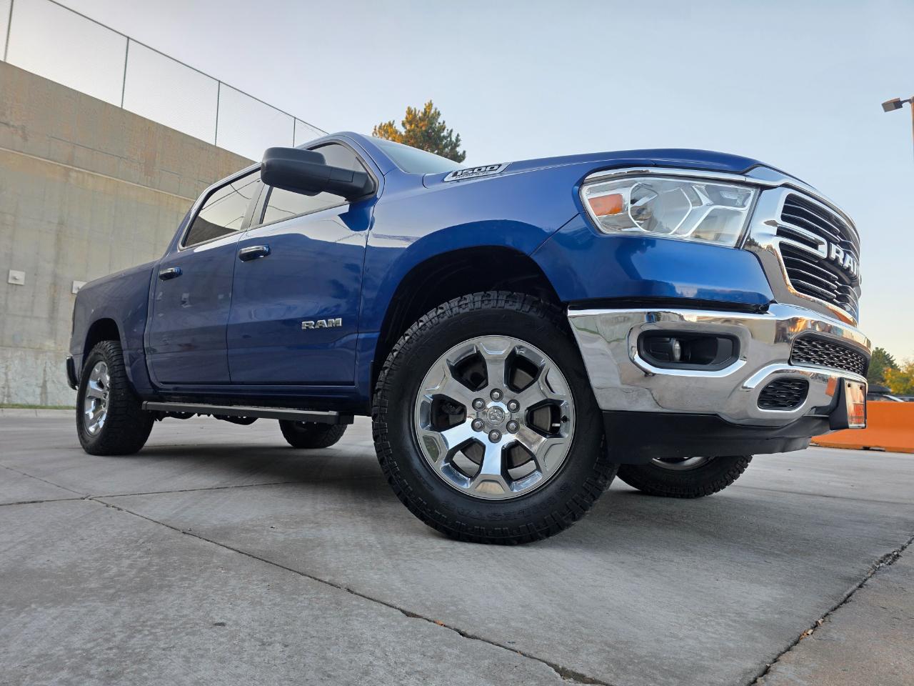 RAM 1500 Big Horn/Lone Star 4x4 Crew Cab 5'7" Box 2019