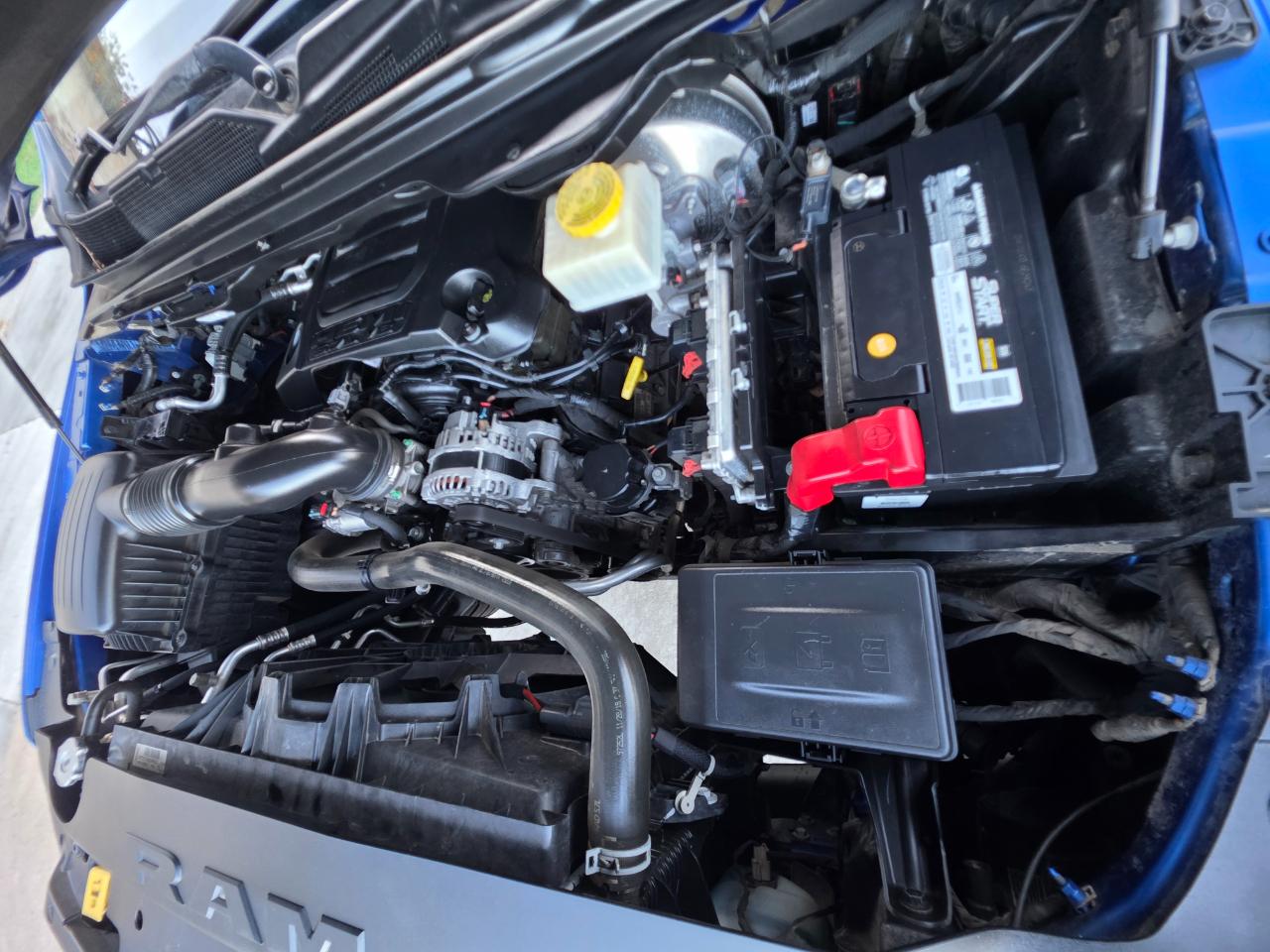 RAM 1500 Big Horn/Lone Star 4x4 Crew Cab 5'7" Box 2019