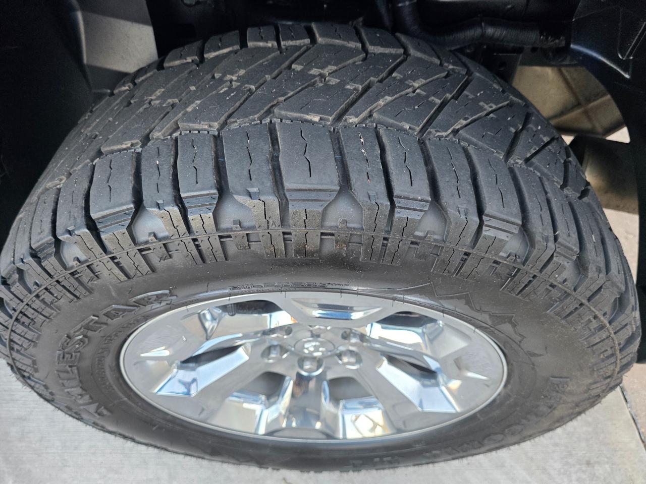 RAM 1500 Big Horn/Lone Star 4x4 Crew Cab 5'7" Box 2019