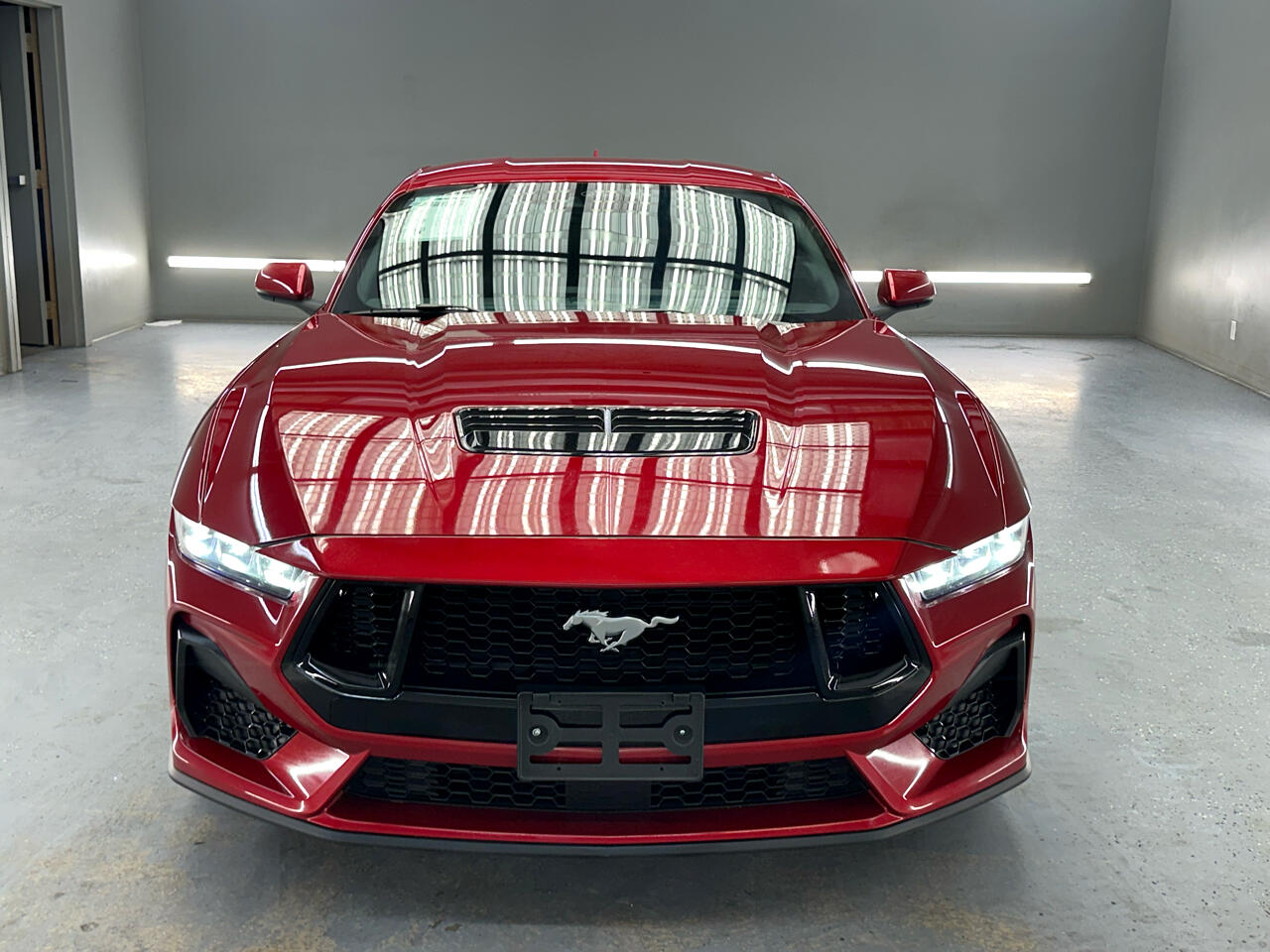 2024 Ford Mustang GT Premium photo 2