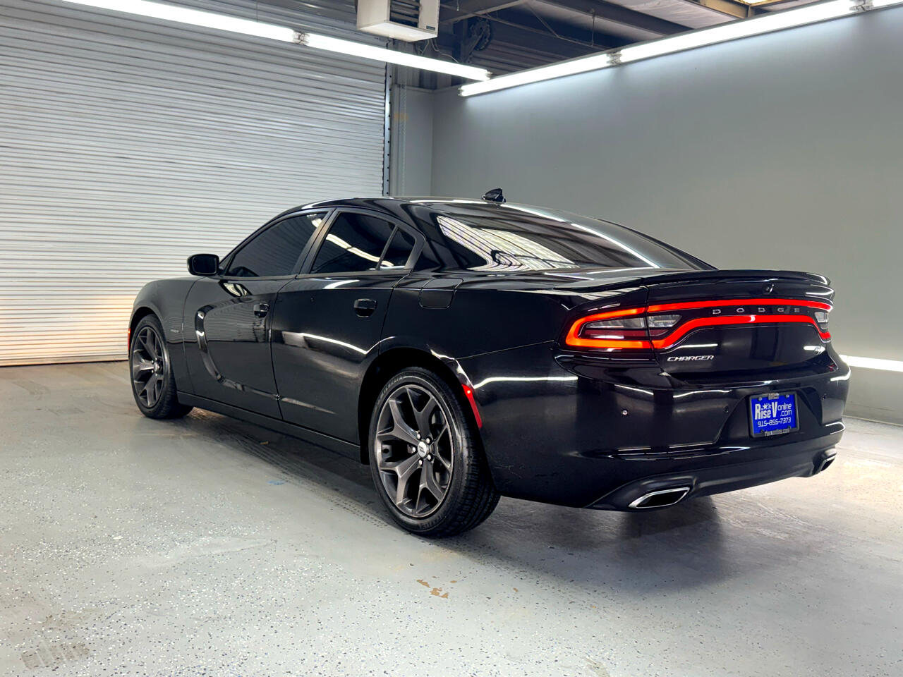 2018 Dodge Charger R/T photo 7