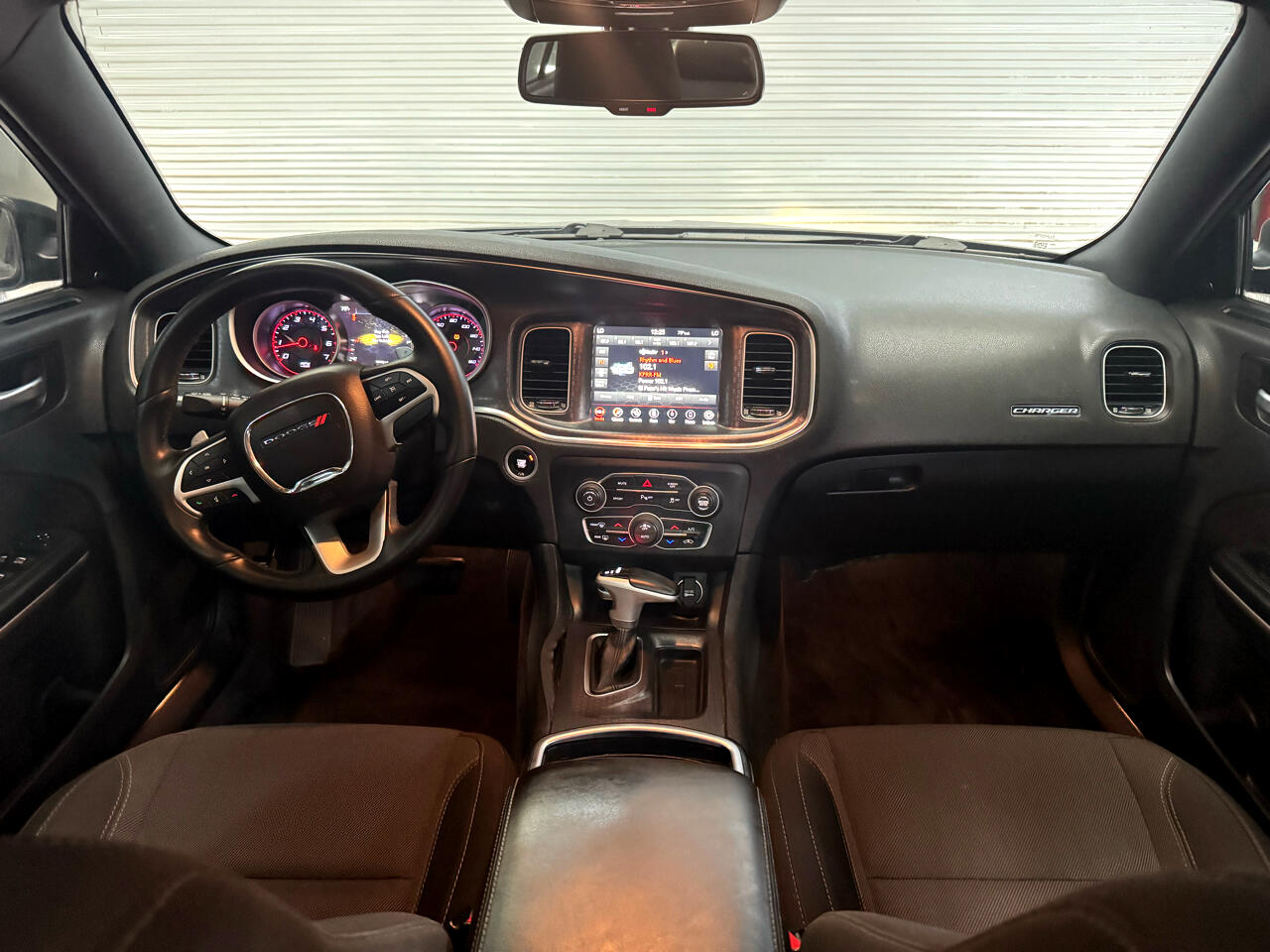 2018 Dodge Charger R/T photo 18