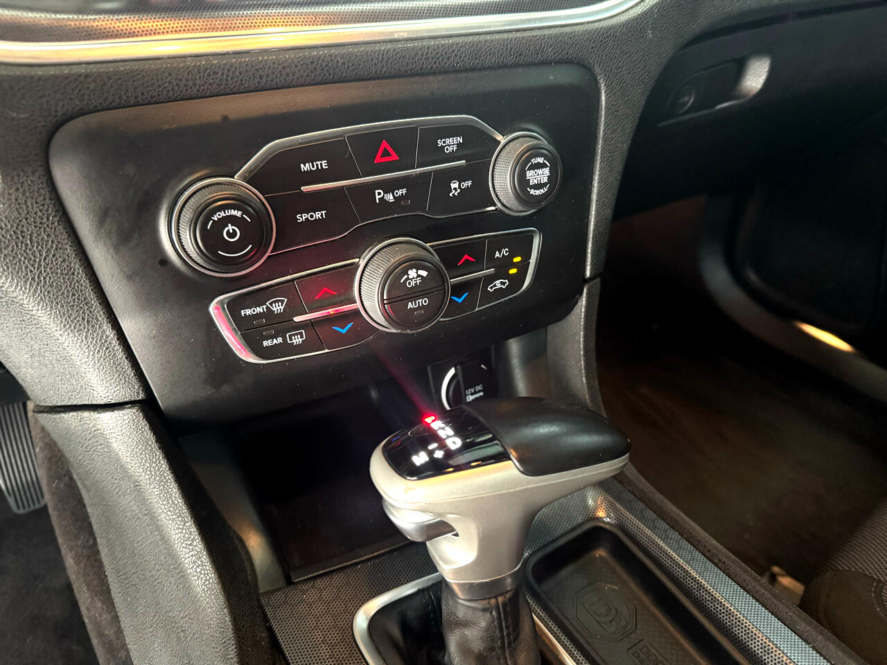 2018 Dodge Charger R/T photo 27