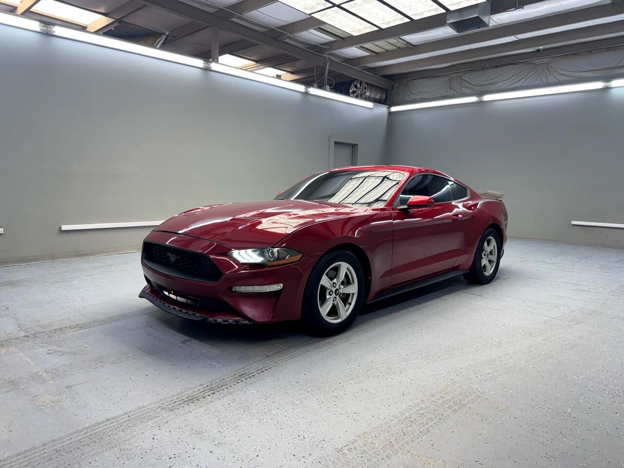 2020 Ford Mustang EcoBoost photo 3