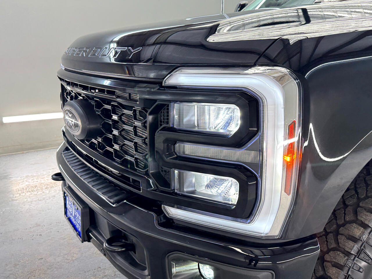 2025 Ford F-250 Lariat Tremor photo 4