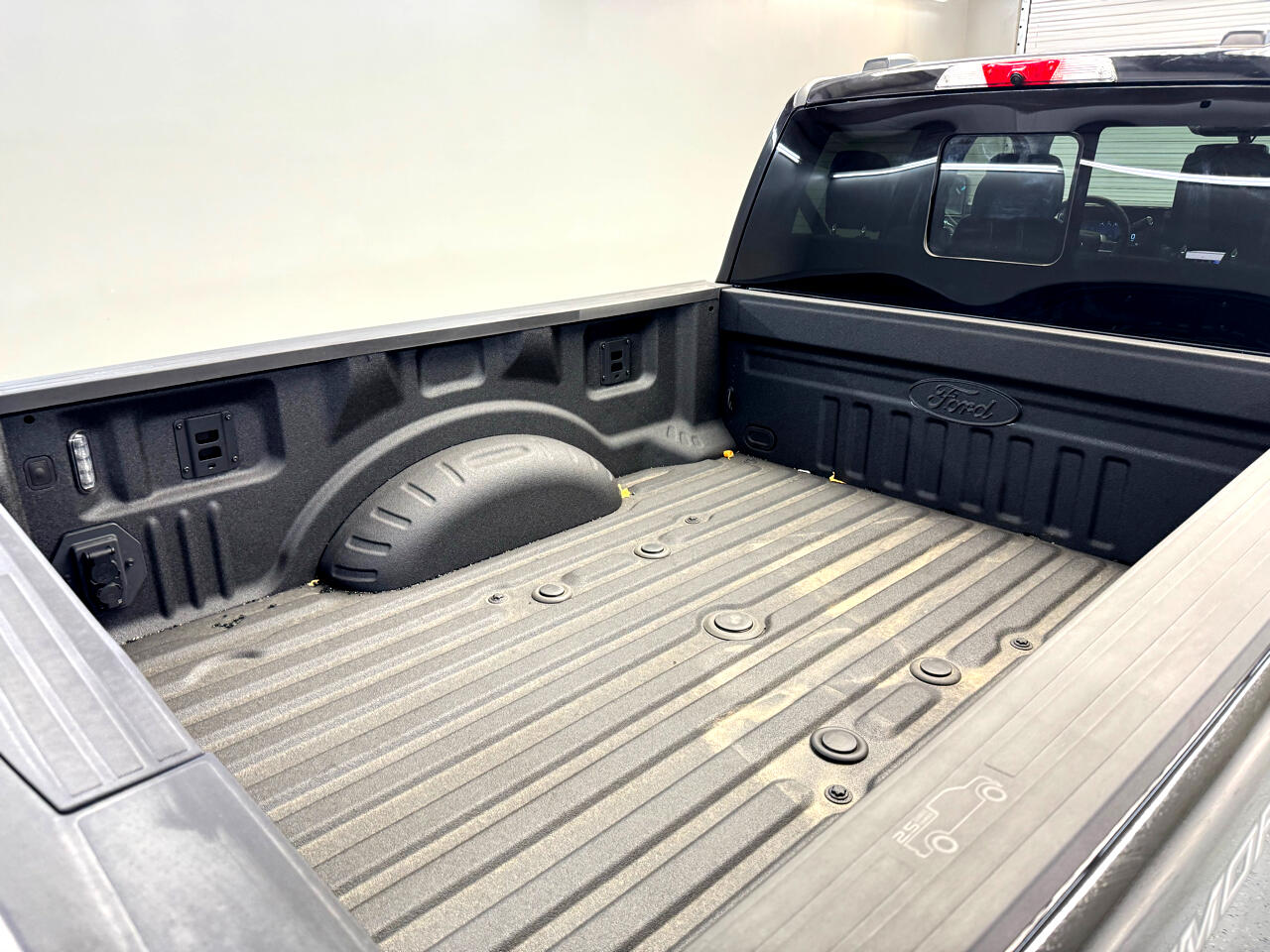 2025 Ford F-250 Lariat Tremor photo 12