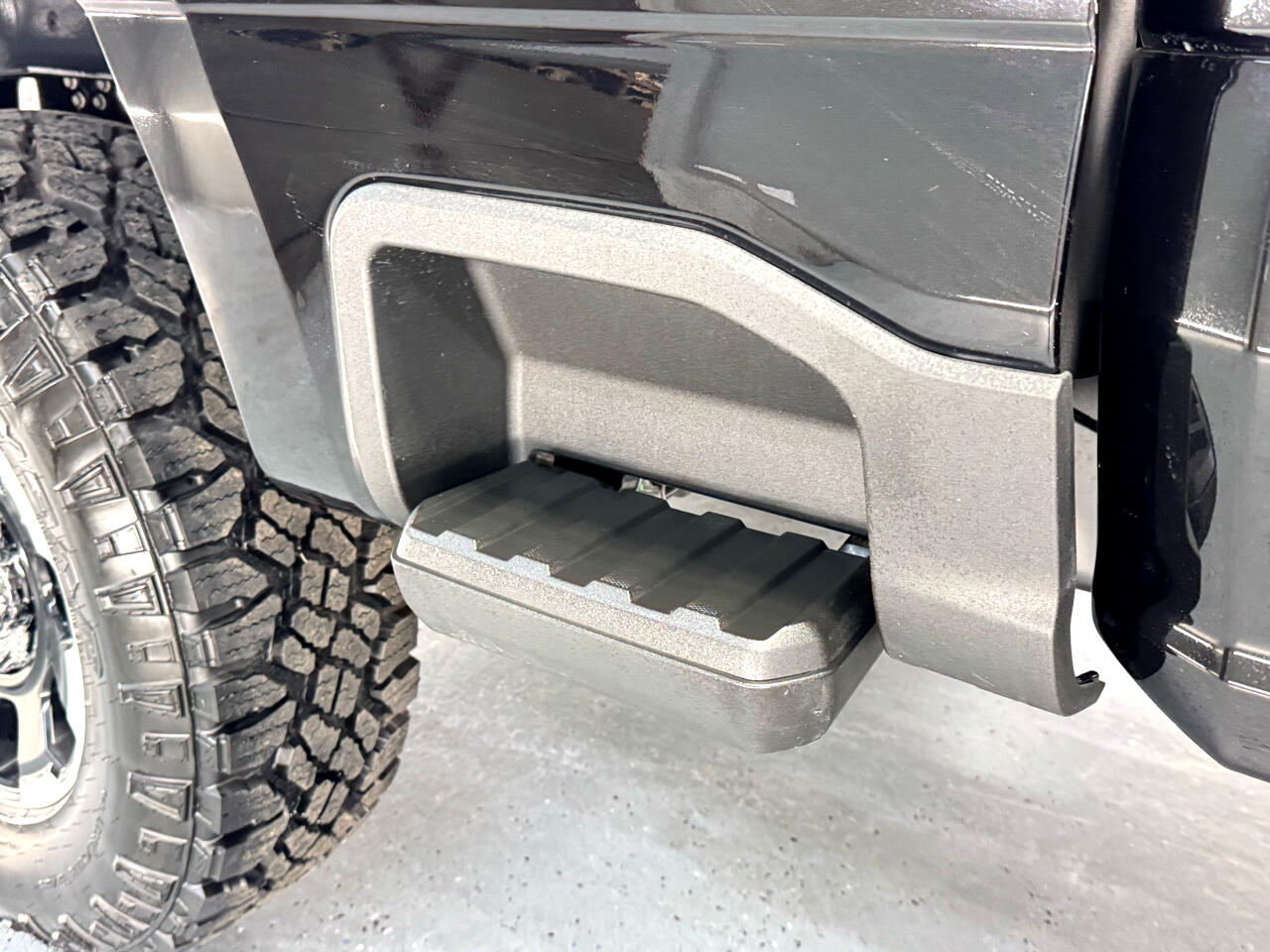 2025 Ford F-250 Lariat Tremor photo 14