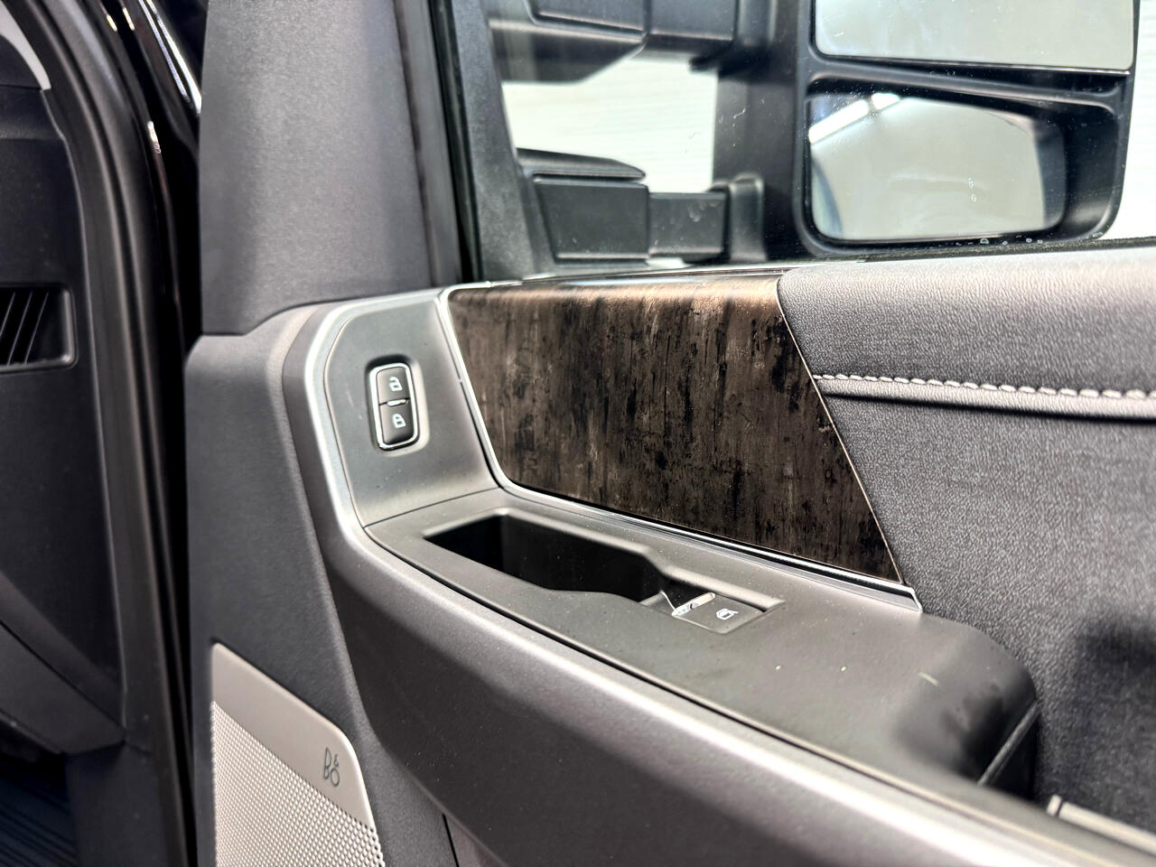 2025 Ford F-250 Lariat Tremor photo 16