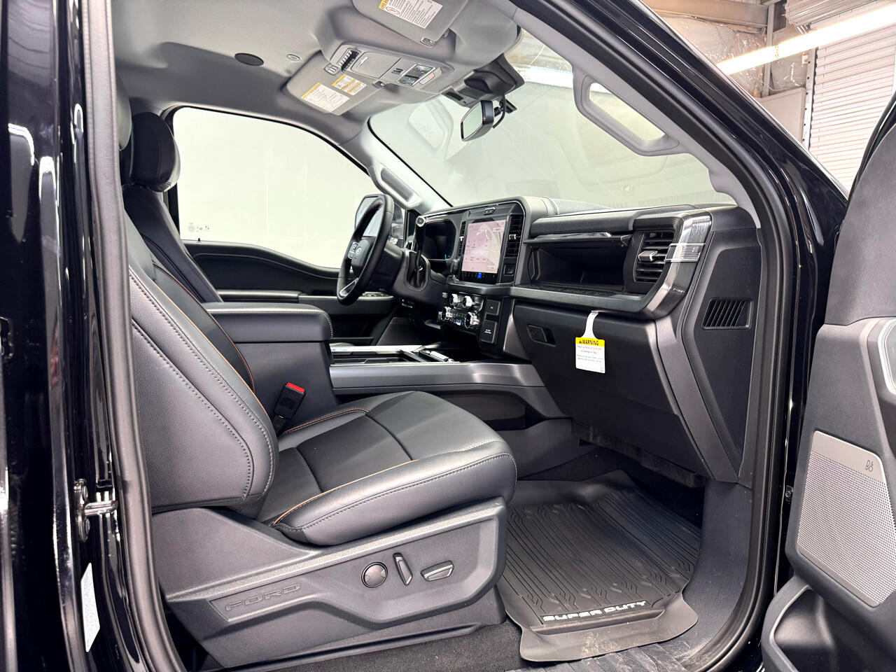 2025 Ford F-250 Lariat Tremor photo 17