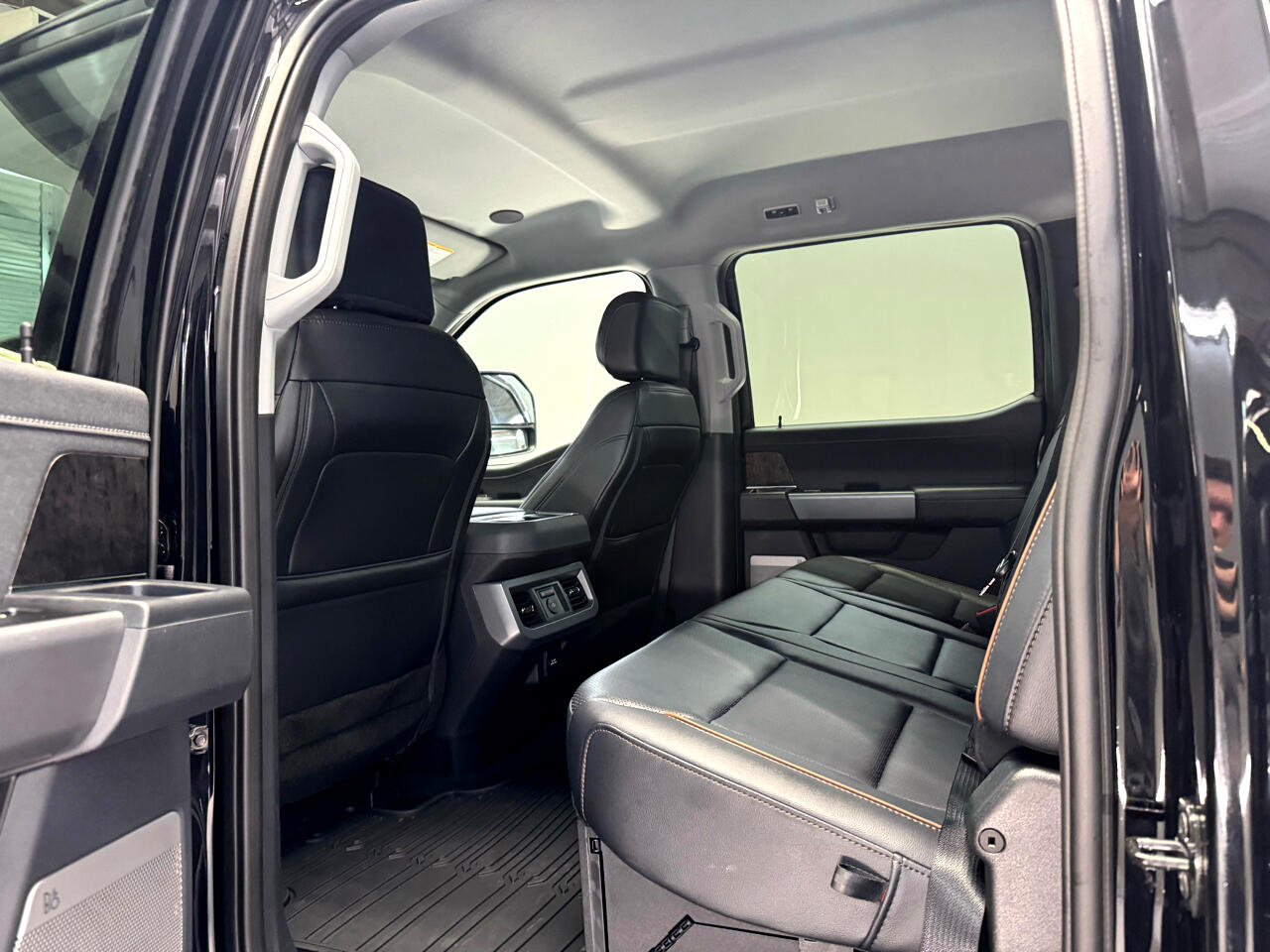 2025 Ford F-250 Lariat Tremor photo 26