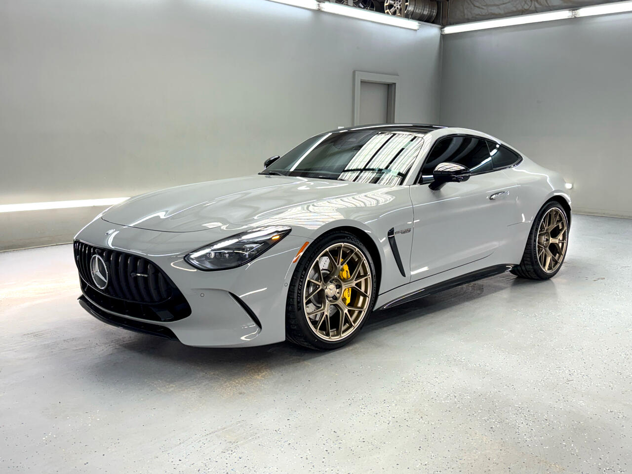 2025 Mercedes Benz AMG GT GT 63 photo 3