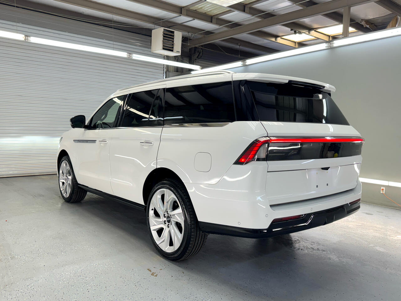 2025 Lincoln Navigator Reserve photo 9