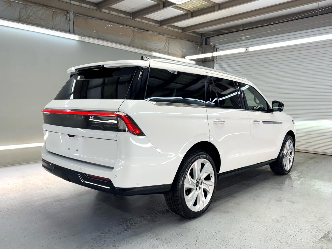 2025 Lincoln Navigator Reserve photo 11